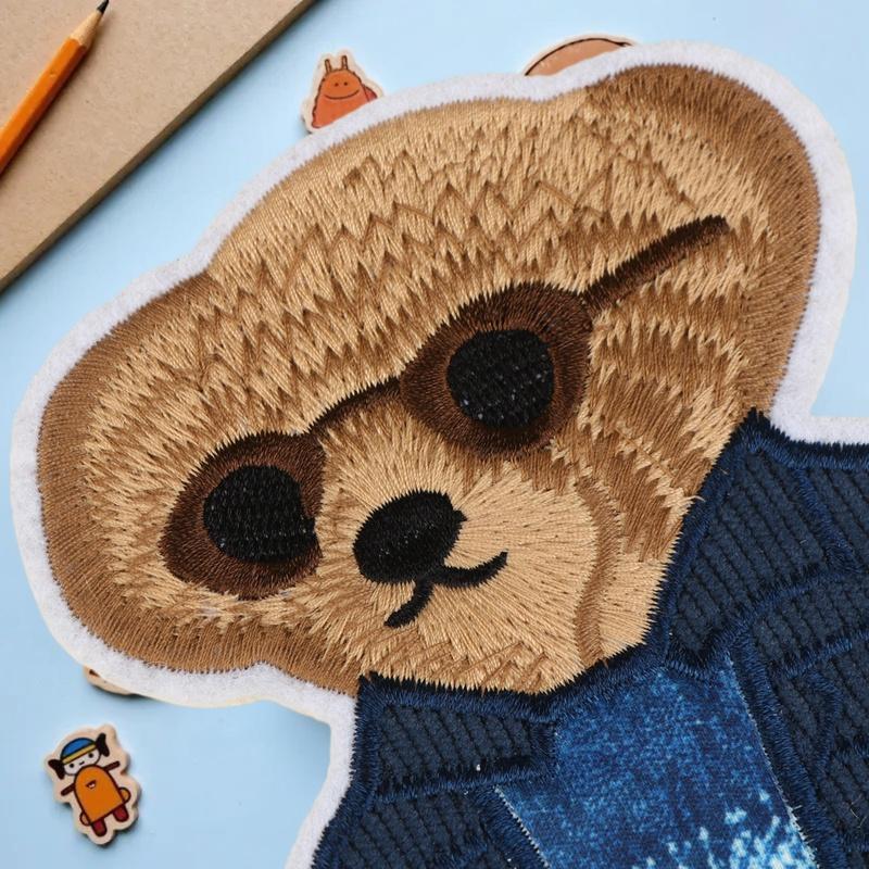 Is Sewing A Textile Craft - Duża naszywka z misiem, naszywane ręcznie,